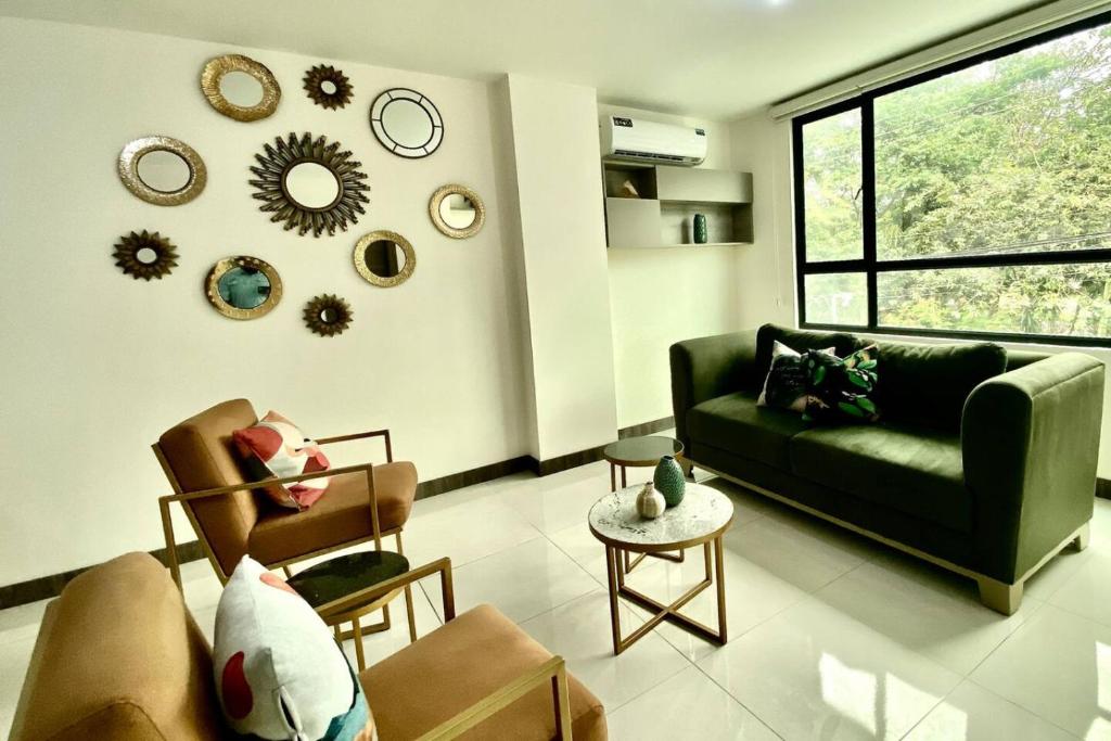 Lovely 2BD City Condo with parking - 5