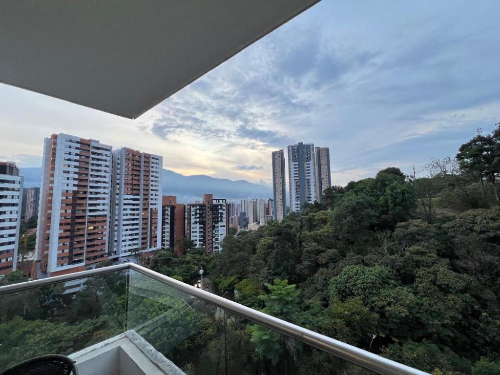 Loft hermoso y acogedor en sabaneta - 3