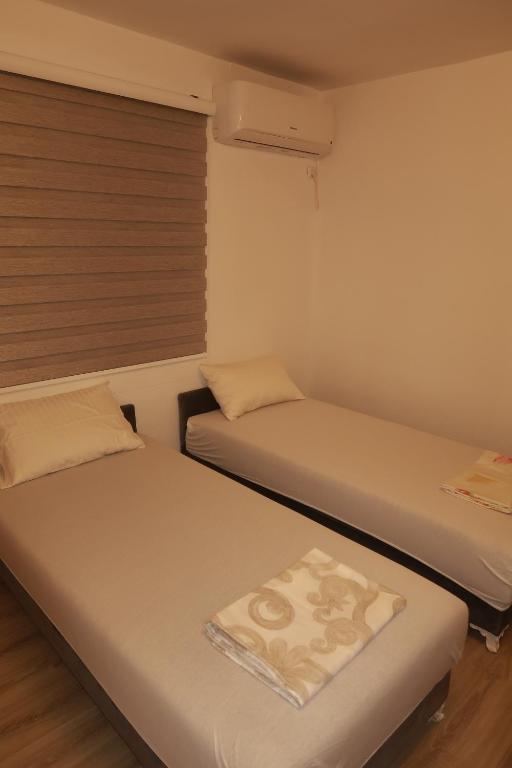 Armin Apartment Mostar with Great View & Quiet Stay - 3