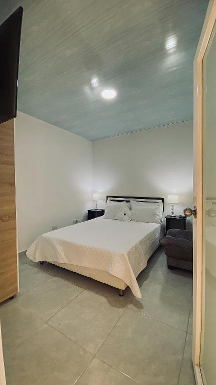 Acogedor apartamento en ubicación ideal - 2