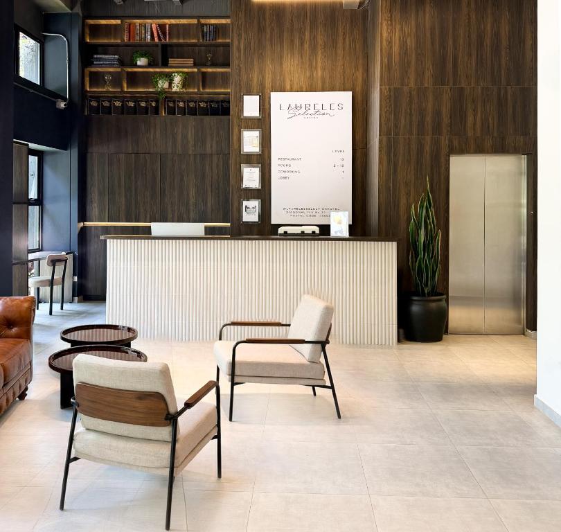 Laureles Selection Suites - 3