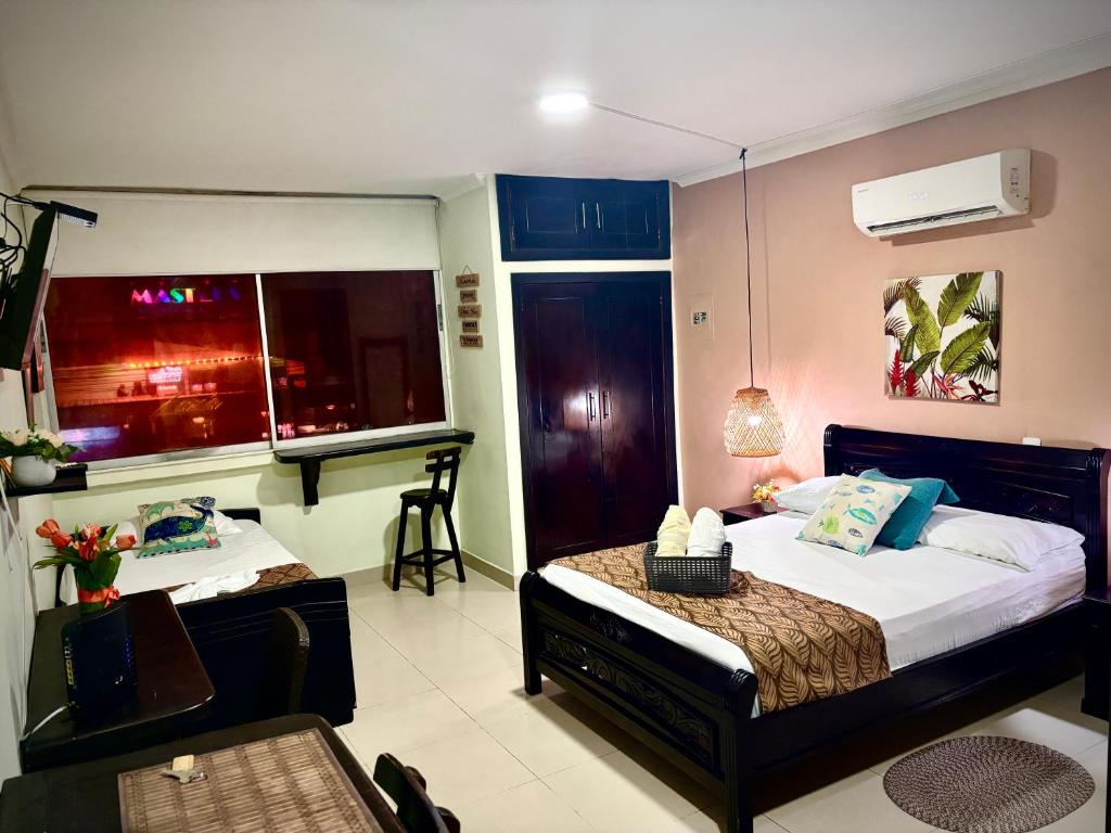 A 1 cuadra de la playa con Piscina - Ubicación privilegiada Bocagrande- cómodo estudio 211B - 3