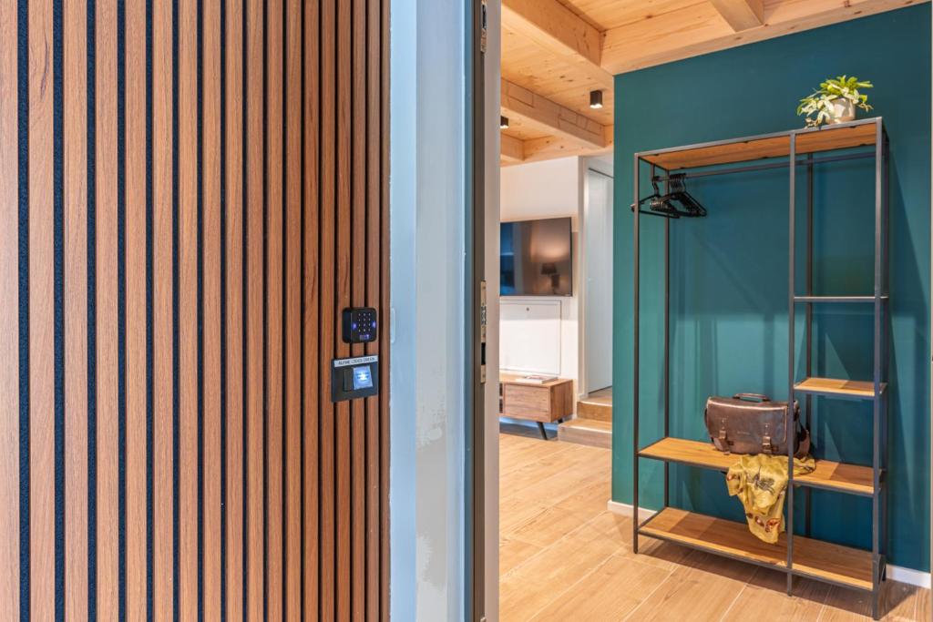 Alpine Lodge Green by Tss - Downtown, classy - 2