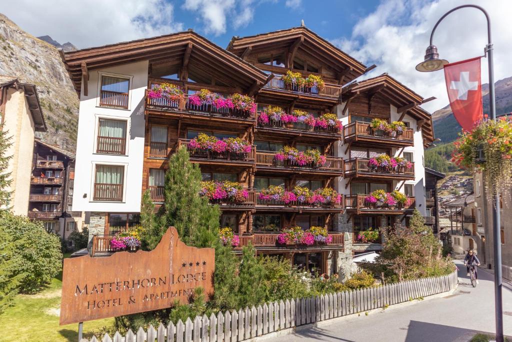 Matterhorn Lodge Boutique Hotel & Apartments - 1