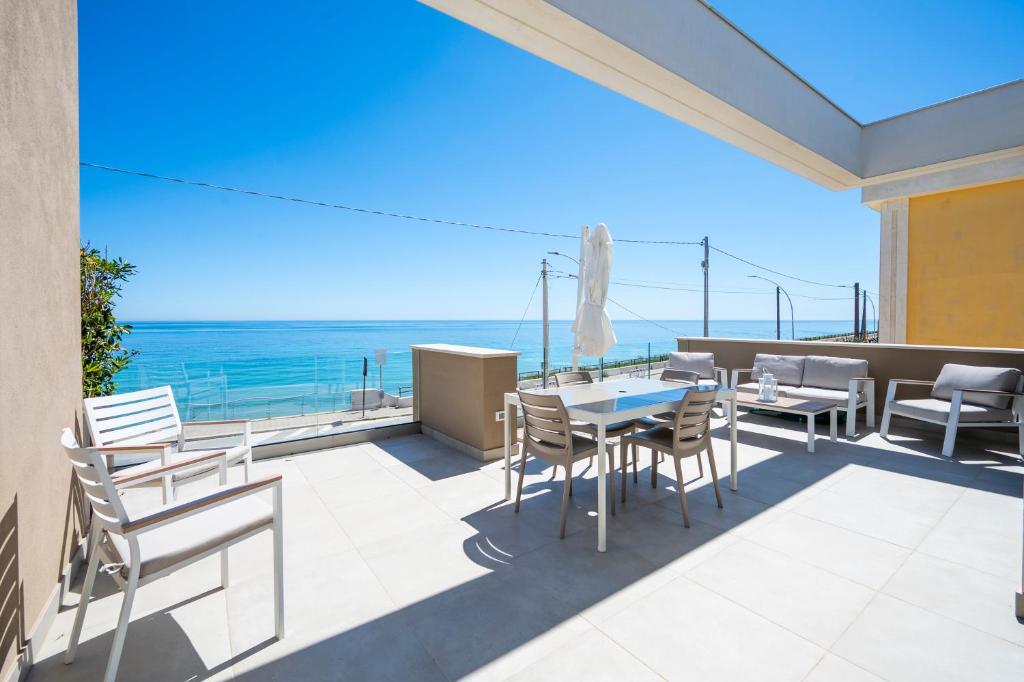 Villa Sun Luxury Apartments Sea View - 1