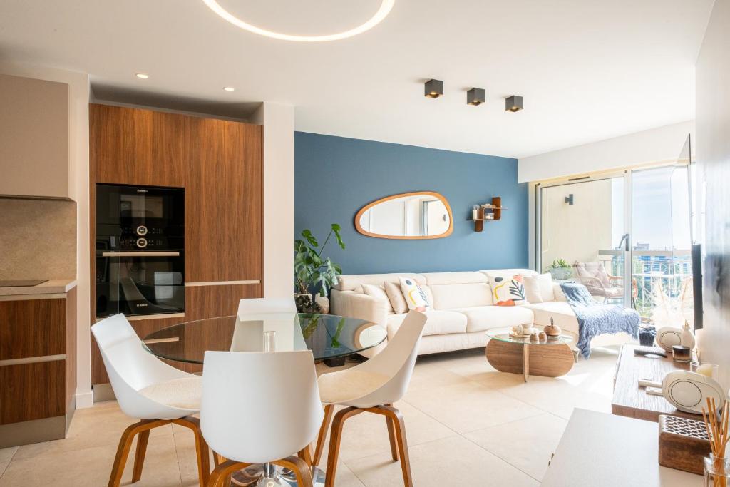Appartement luxe vue mer et collines avec piscine - 1