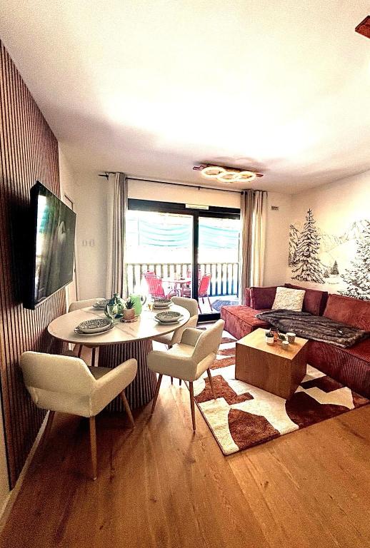 Aspen Lodge Auron, Terrasse, Parking et Ski - 1