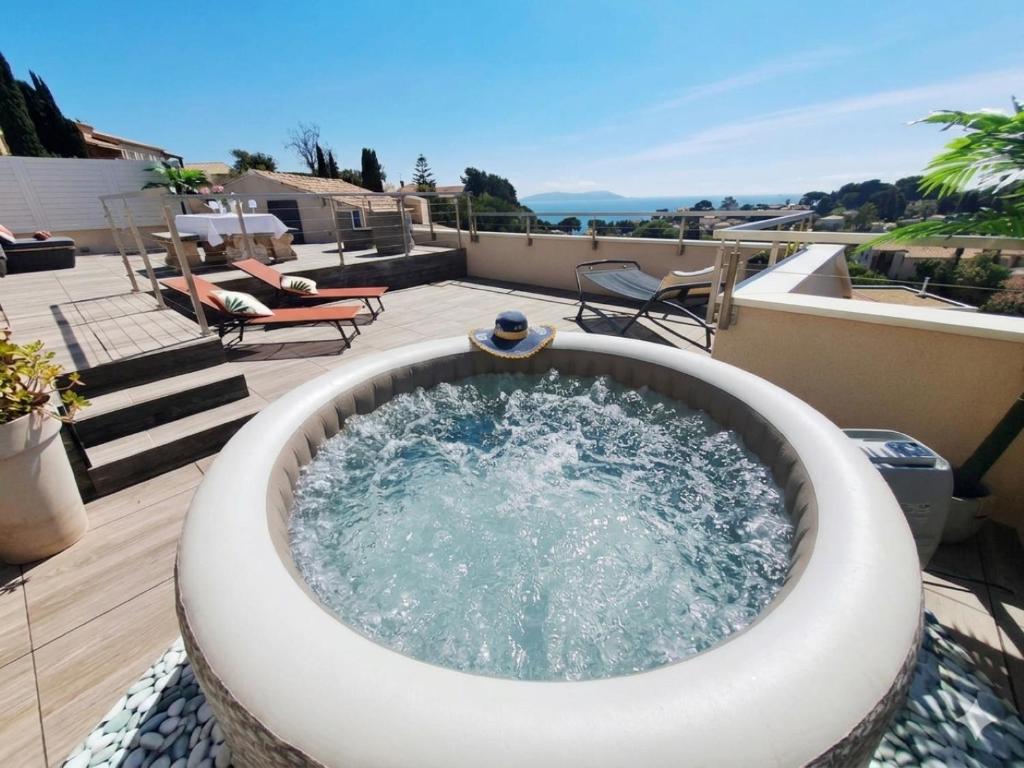 Perle du Pradon Terrasse vue mer, nuit étoilée et jacuzzi - 2