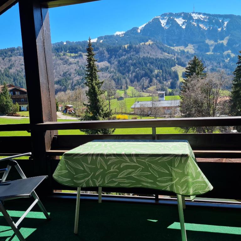 Ferienwohnung Grüntenausblick Bergblick & 2 Balkone im Allgäu - 1