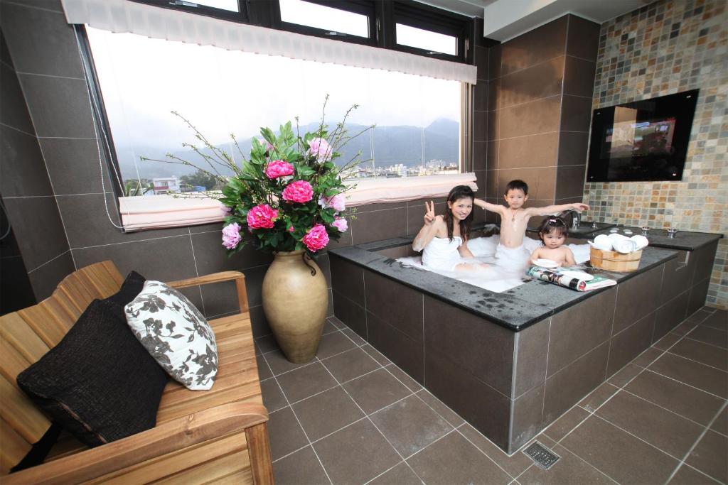 春水笈溫泉度假會館 (Spring Fountain Hotel)