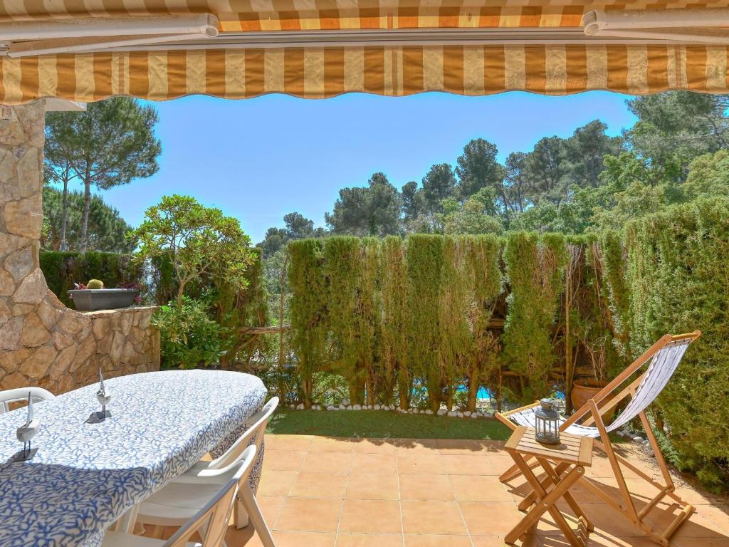 Baix amb terrassa jardí privada i accés a piscina - 4