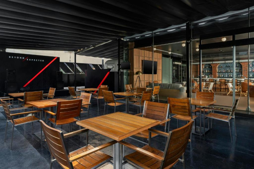 Bar/lounge