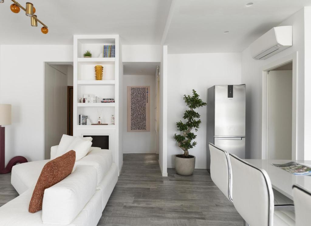 Casa Crecco Modern Apartment in San Pietro - 5