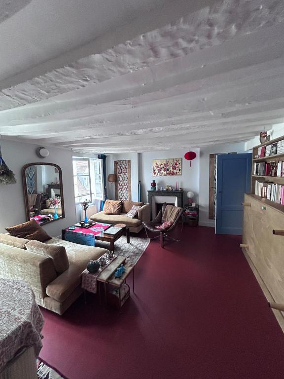 Quiet and elegant apartment in central Paris - 2