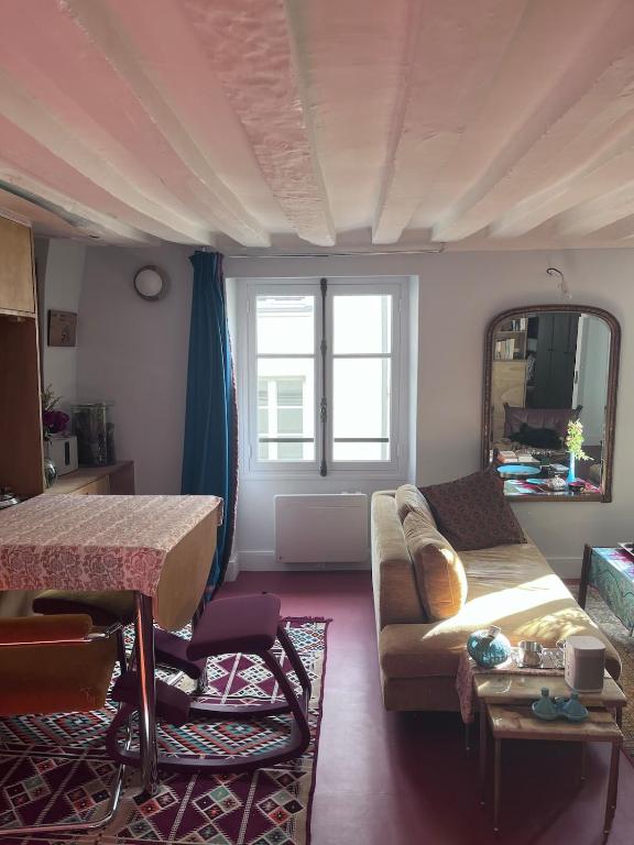 Quiet and elegant apartment in central Paris - 3