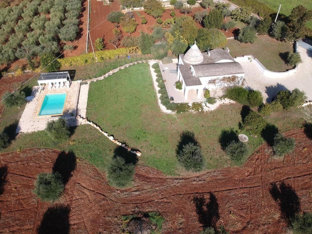 Stunning hilltop Trullo with pool and large garden - 2