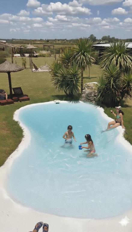 Complejo "La Roca" - Cabañas y Hospedaje - 1