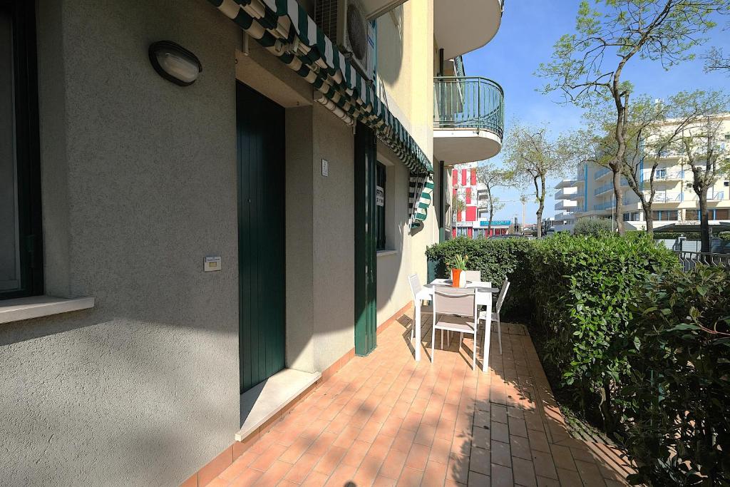 Trilocale piano terra con doppi servizi Piazza Aurora 100m dal mare - Family Apartment - 3