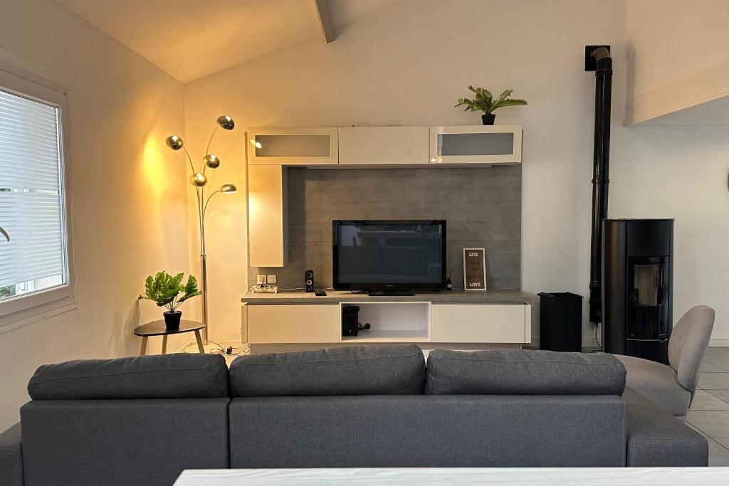 Bassin-style house with garden in La Teste - 3