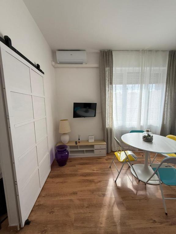 Loft 20 - 3