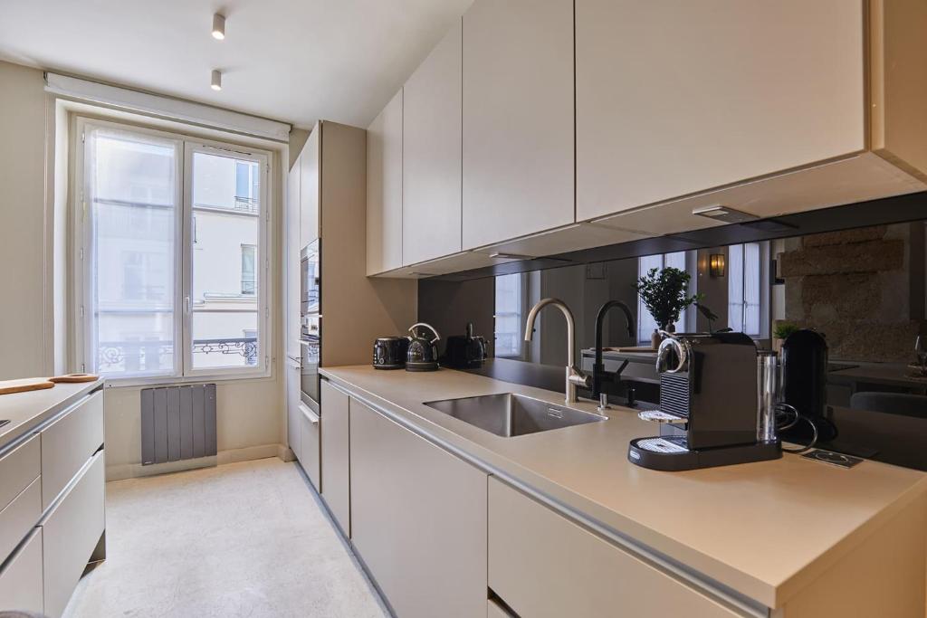 Superb duplex in the center of Paris - 5