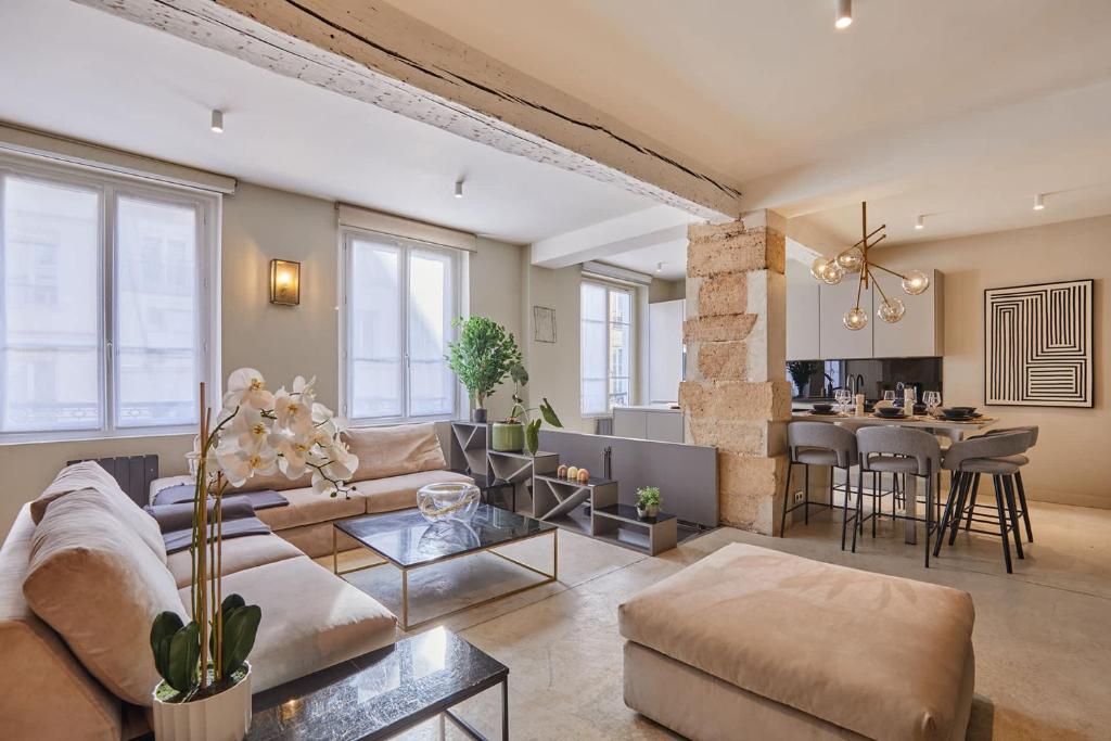 Superb duplex in the center of Paris - 2