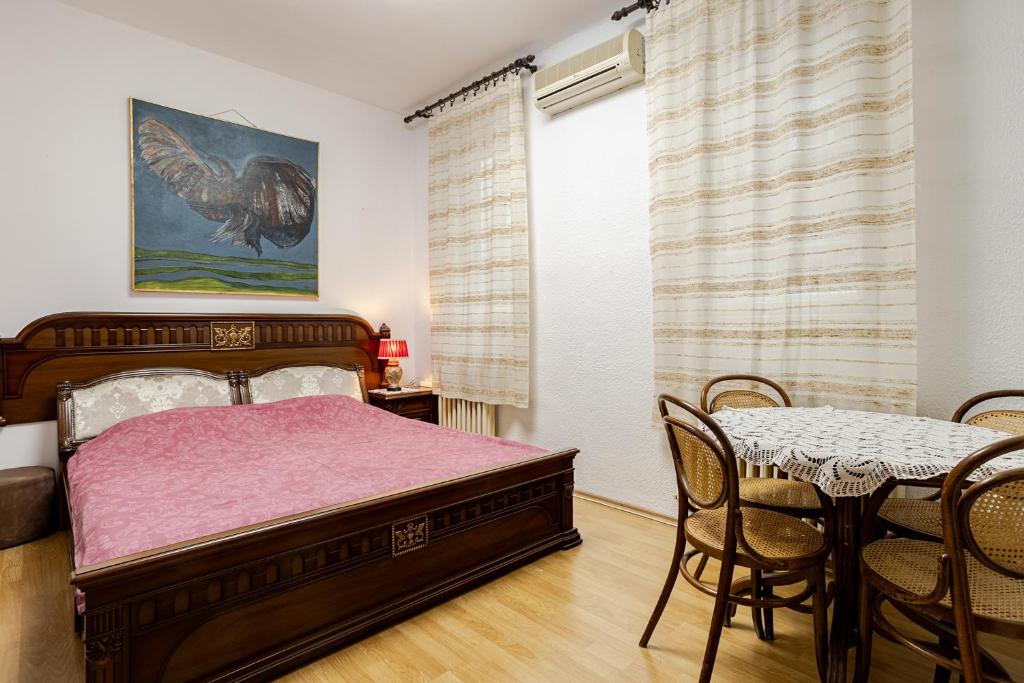 Knez Mihailova apartment, City center - 3