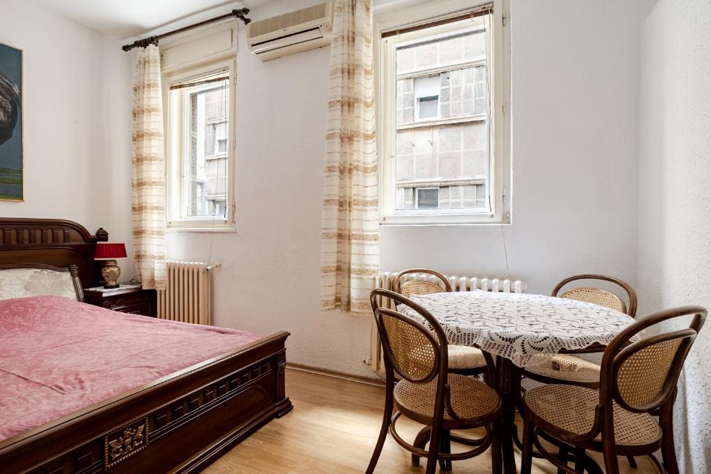 Knez Mihailova apartment, City center - 5