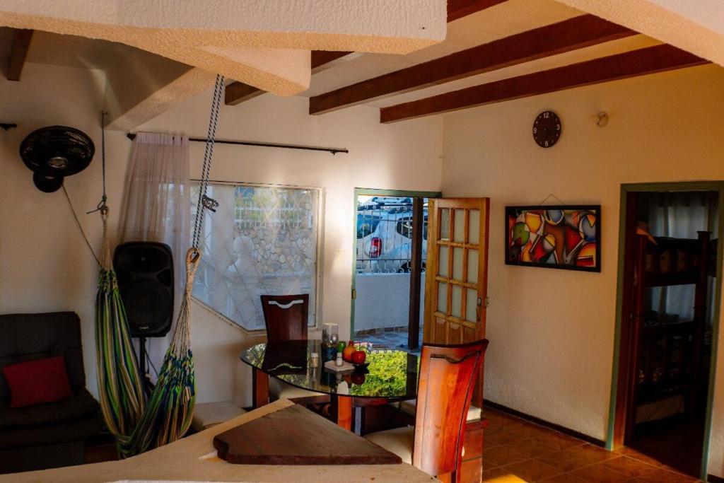 House with a private pool in Balcones del Sumapaz - 2