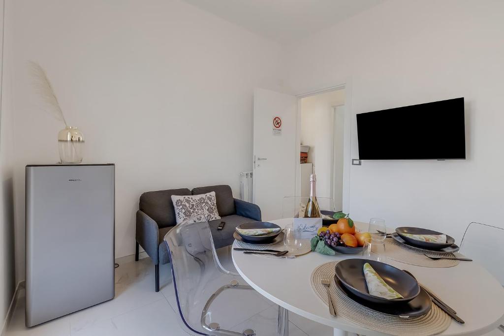 Boccaccio - Apartment with Balcony, Near Marina & Beach - Happy Rentals - 3