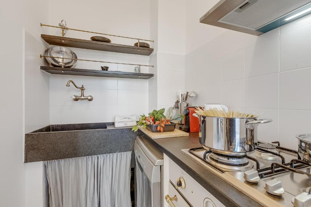 Boccaccio - Apartment with Balcony, Near Marina & Beach - Happy Rentals - 5