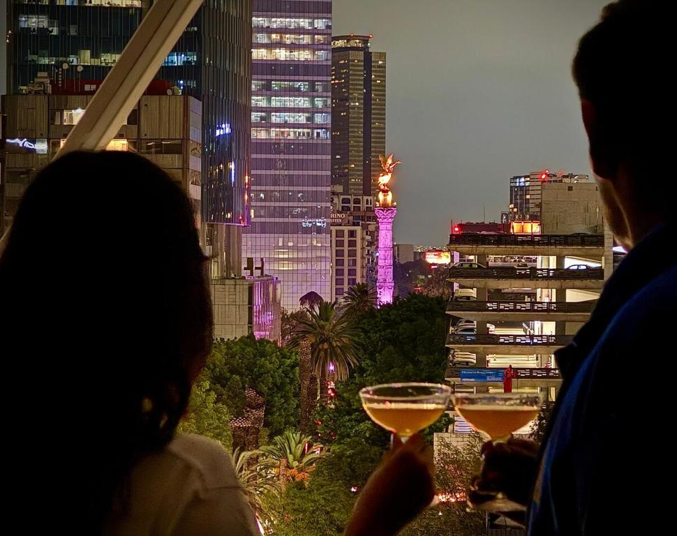 New apartment with iconic views and best location - 1