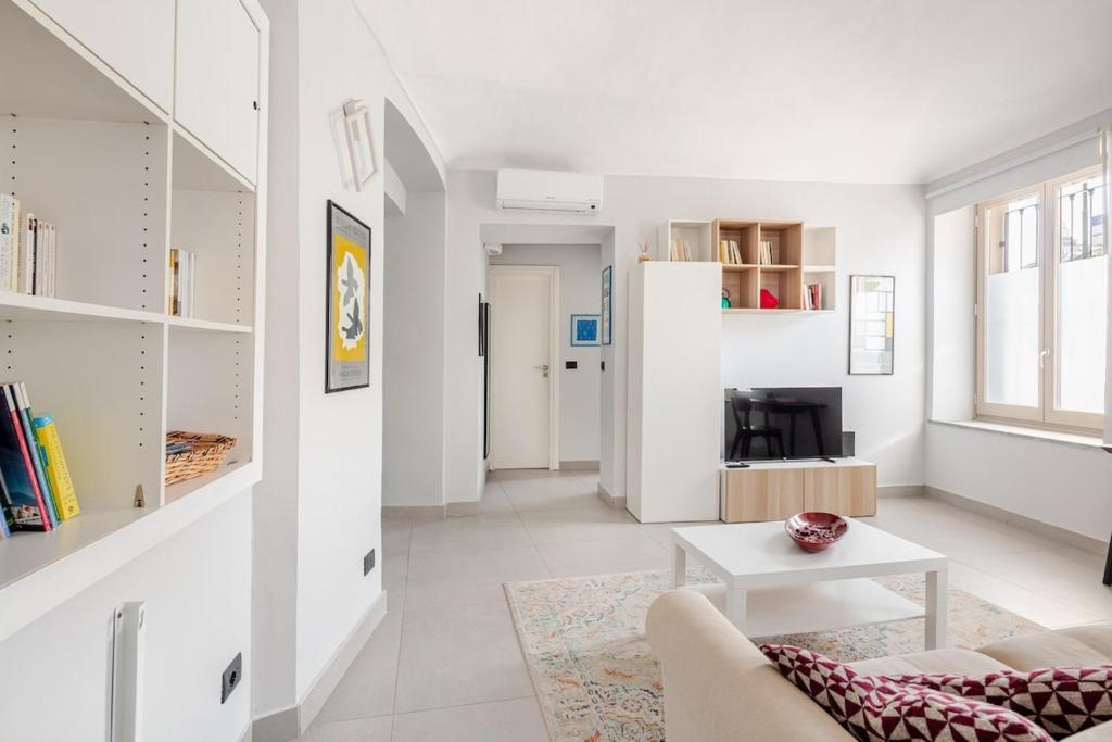 La Casa di Silvio ai Giardini Reali - 5