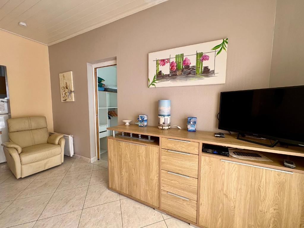 Maison près mer, terrasse ensoleillée - 6 pers. - FR-1-323-608 - 2