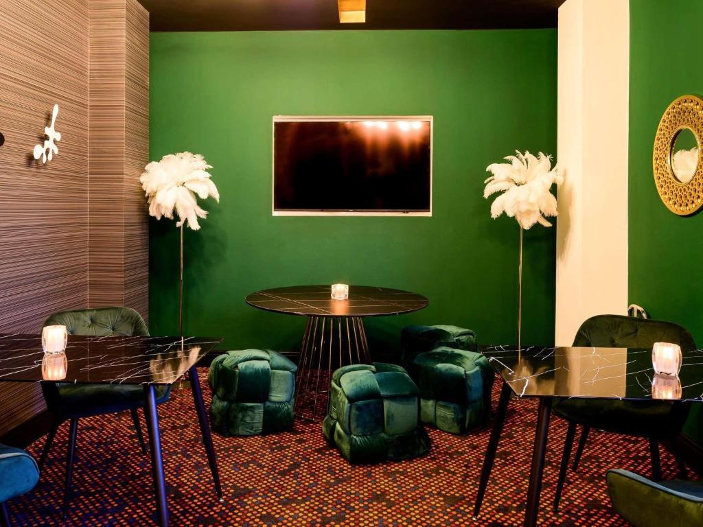 Bar/lounge