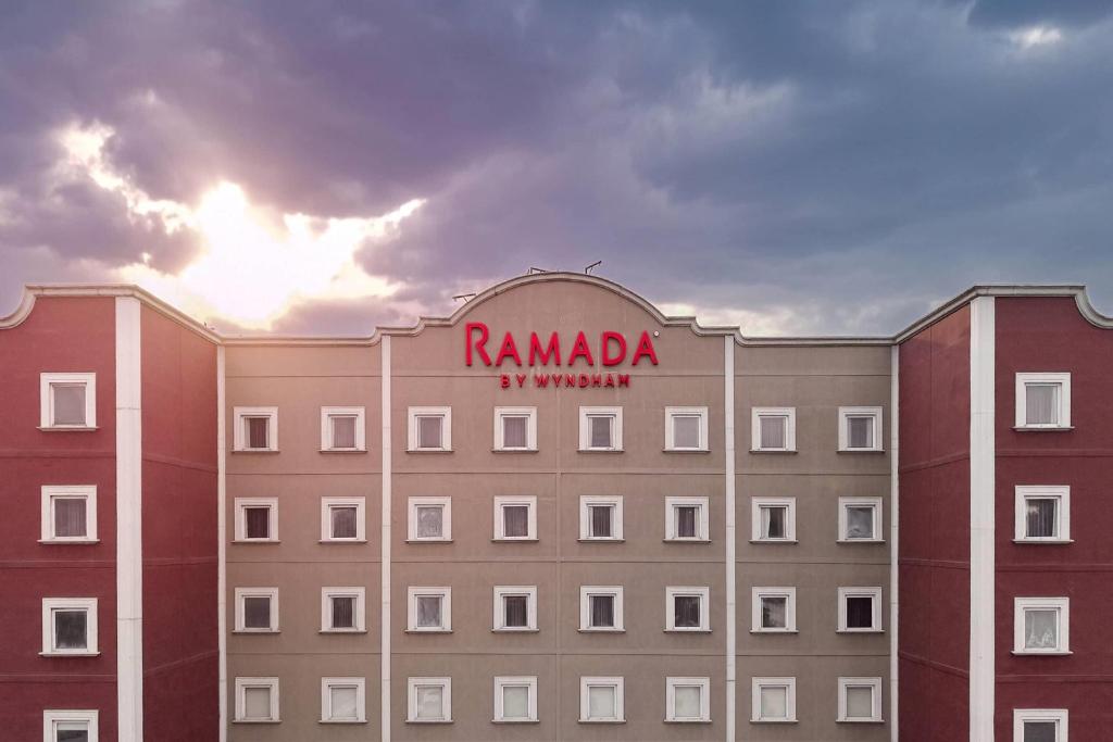 Ramada by Wyndham CDMX Perinorte - 1
