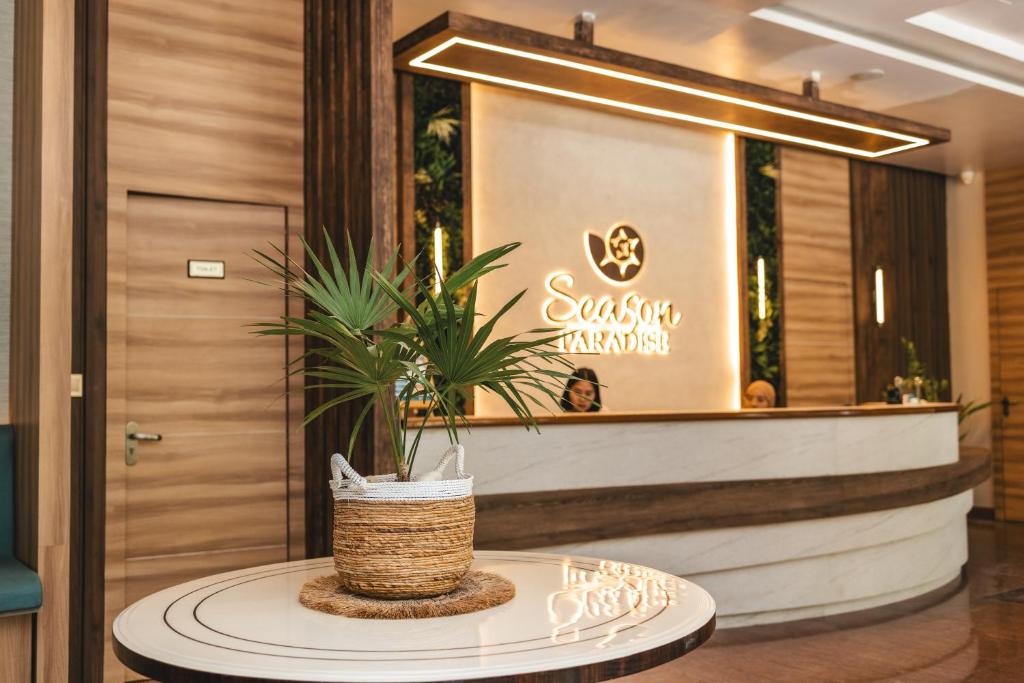 Lobby, Season Paradise in Maldive Islands