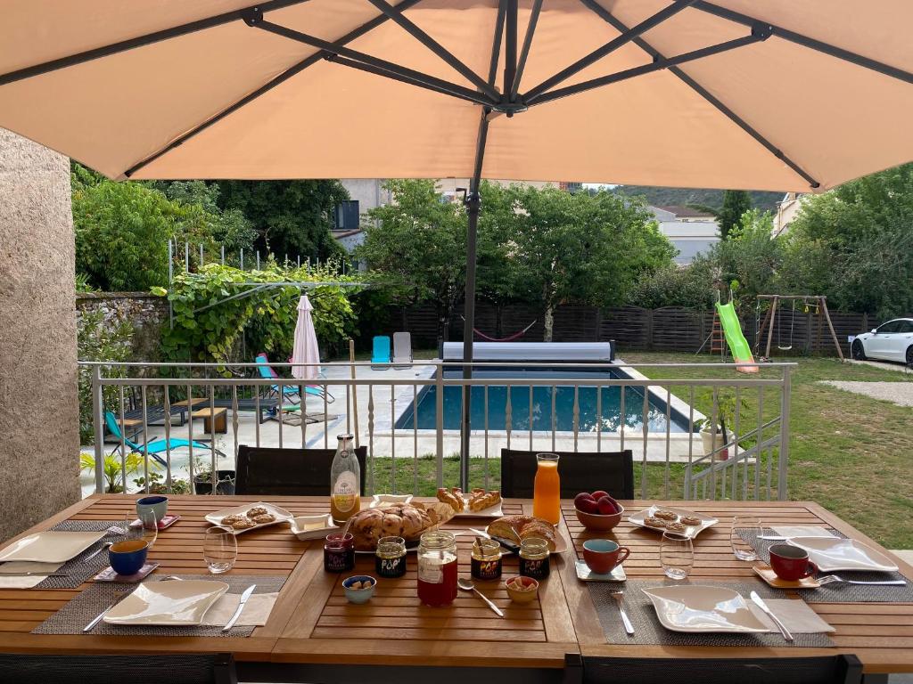La Bellours Maison d Hôtes avec Piscine - 3