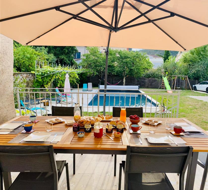 La Bellours Maison d Hôtes avec Piscine - 2