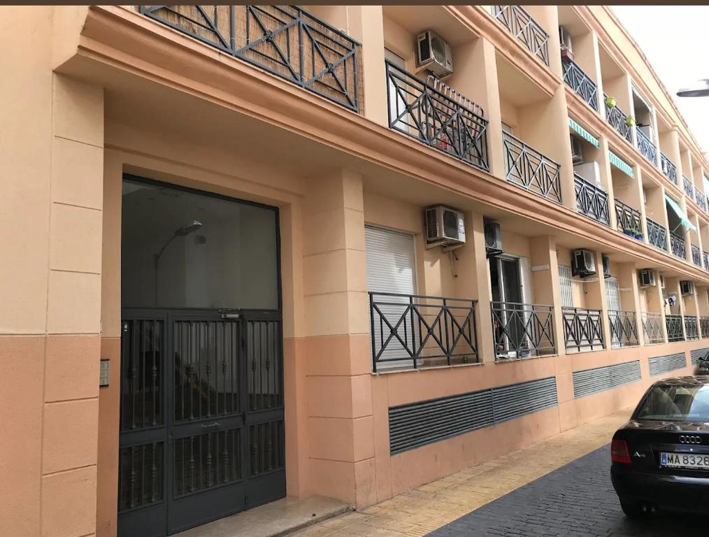 Marina Bajondillo Renoved wifi 20 meters from the beach - 3