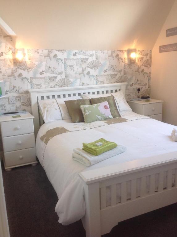 Cleasewood Guest House photo