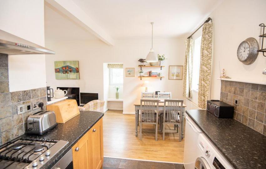 Old Vicarage, Mortehoe photo 3