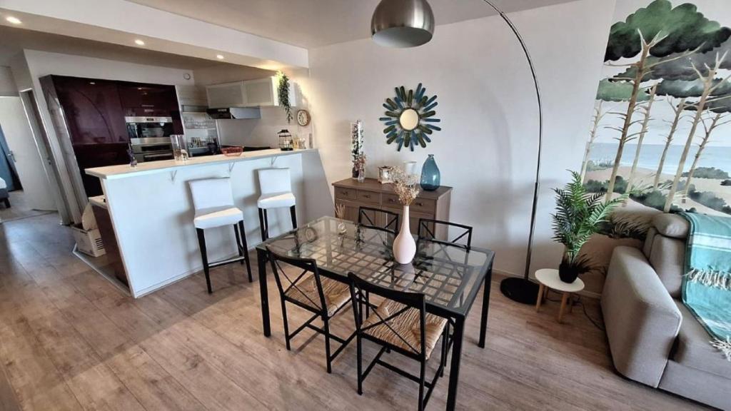 T3 en Première ligne vue bassin, proche commerces - 5
