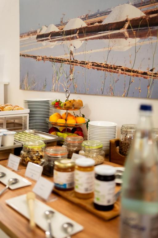 Porta delle Botteghelle — Restaurant & bars in Trapani, Sicily
