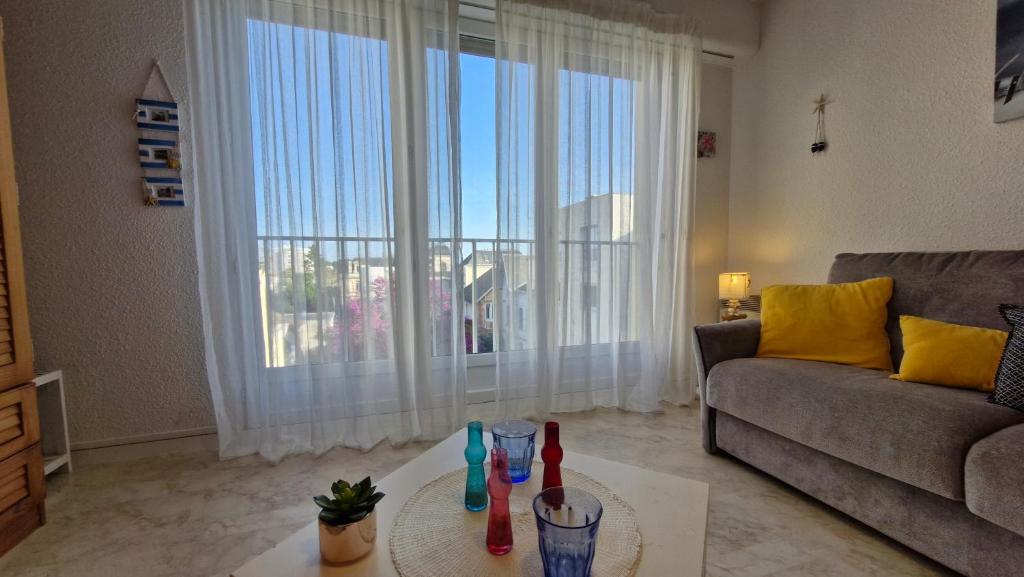 Royan - STUDIO LUMINEUX au calme - 30m de la PLAGE - Quartier du PARC - 5