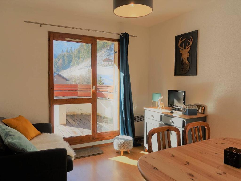 Appartement familial à Arêches-Beaufort - 6 pers, 3 chambres, terrasse, piscine, proche ski et village - 1
