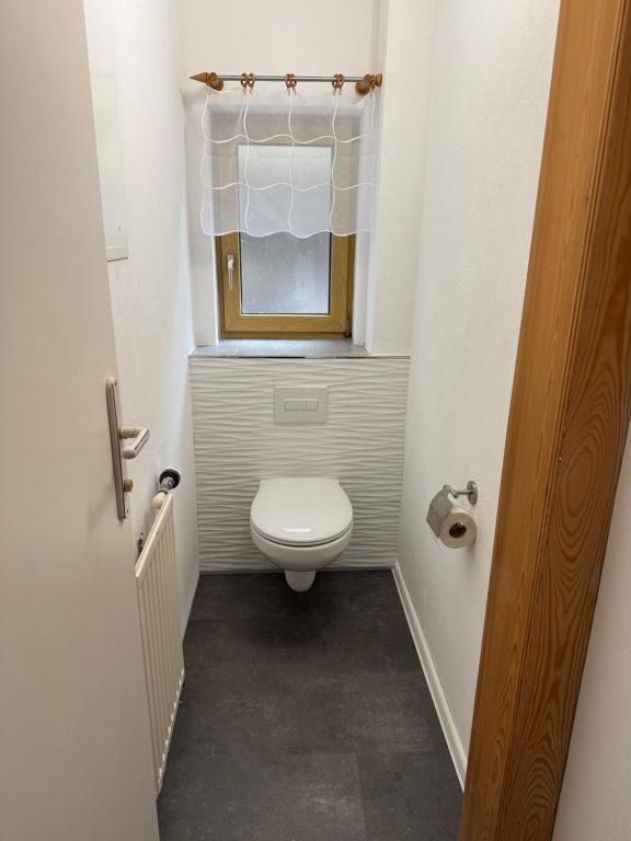 Haus am Erzbach - Ferienwohnung mitten in der Natur - 4