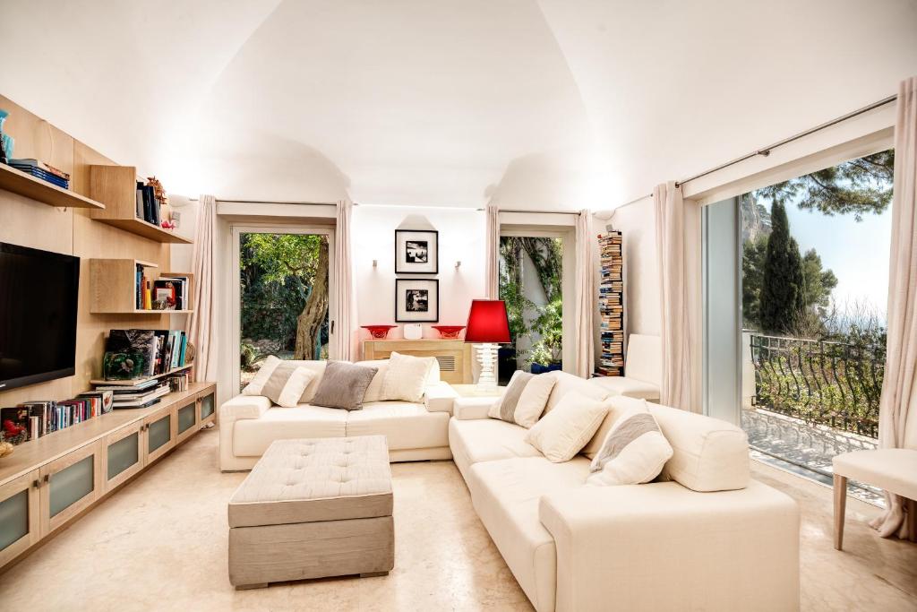 GOCCE VILLAS - Villa Bouganvillea Superb Capri Villa with Views - 5