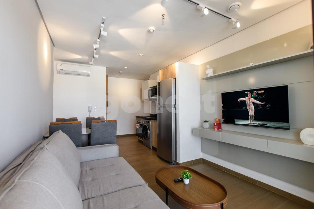 2 BR apt 2 min from Shopping del Sol & La Galería - 3