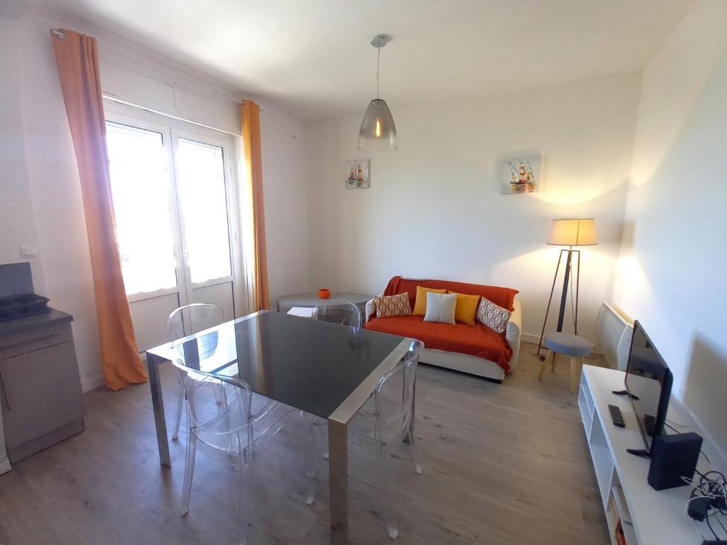 Royan - VUE MAGIQUE pour cet APPARTEMENT au 1er étage - Résidence du Golf - 4